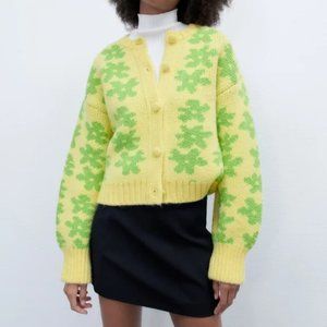 NWOT ZARA Yellow and Green Knit Flower Cardigan